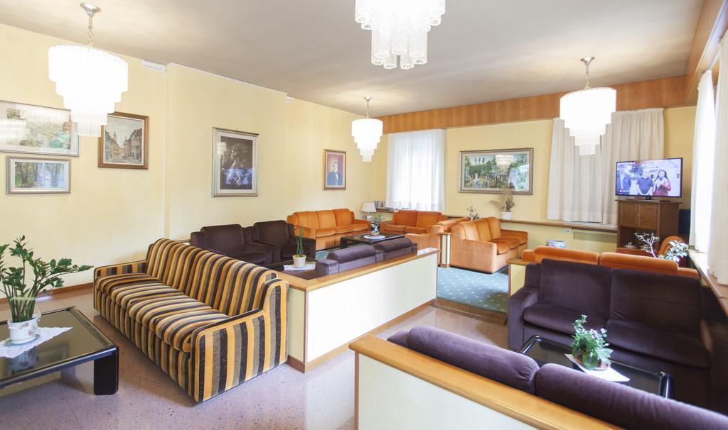 Hotel Rossini Tabiano Terme Luaran gambar