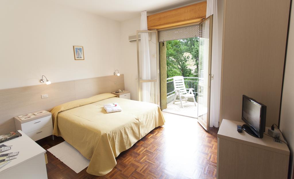 Hotel Rossini Tabiano Terme Luaran gambar