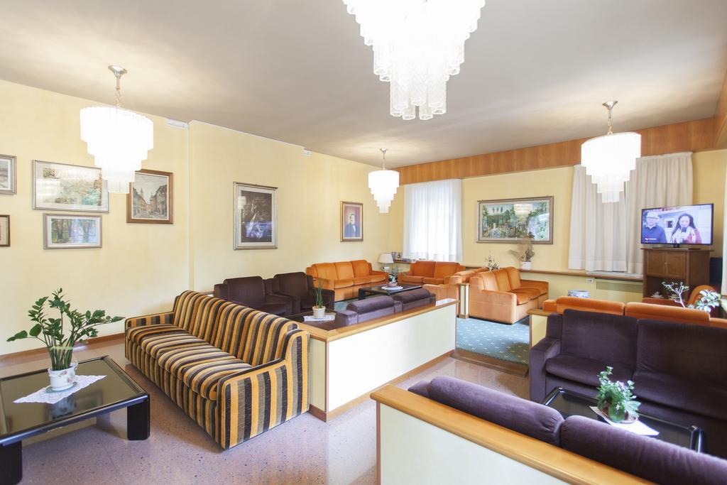 Hotel Rossini Tabiano Terme Luaran gambar