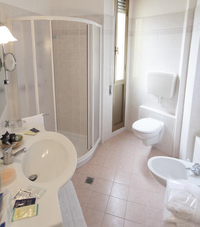 Hotel Rossini Tabiano Terme Luaran gambar