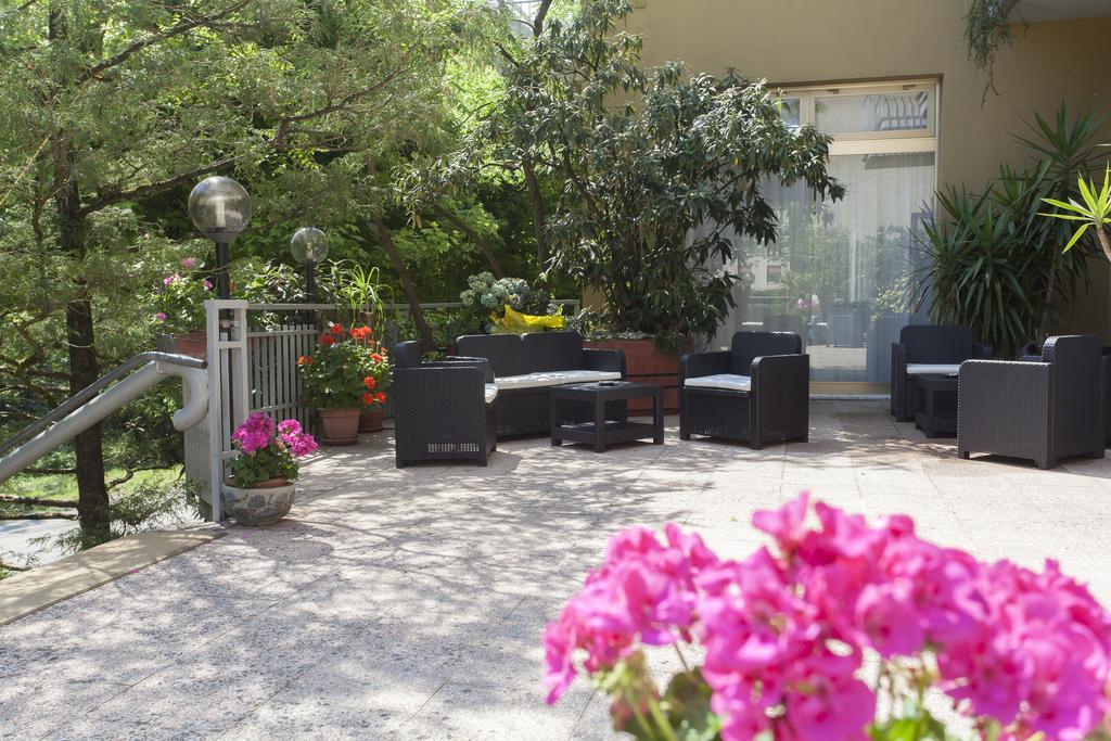 Hotel Rossini Tabiano Terme Luaran gambar