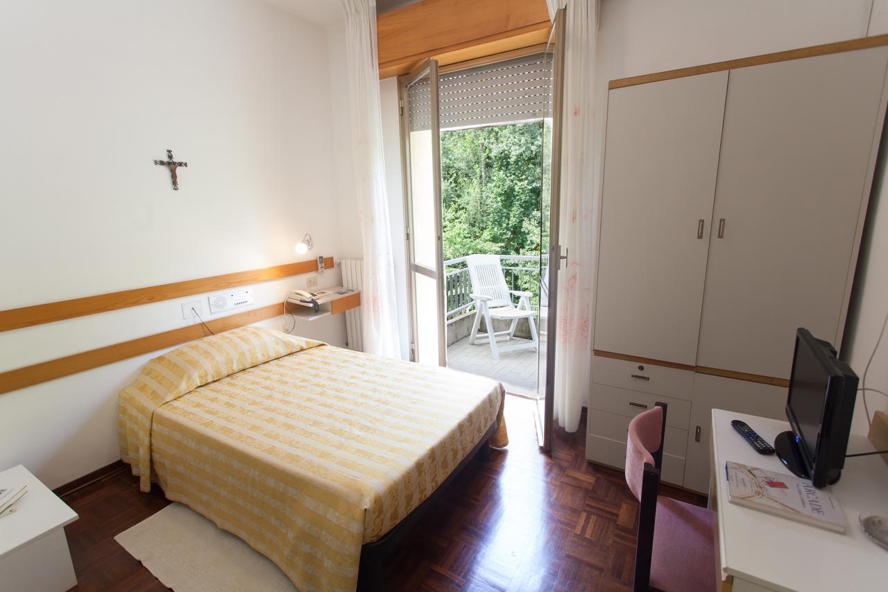 Hotel Rossini Tabiano Terme Luaran gambar