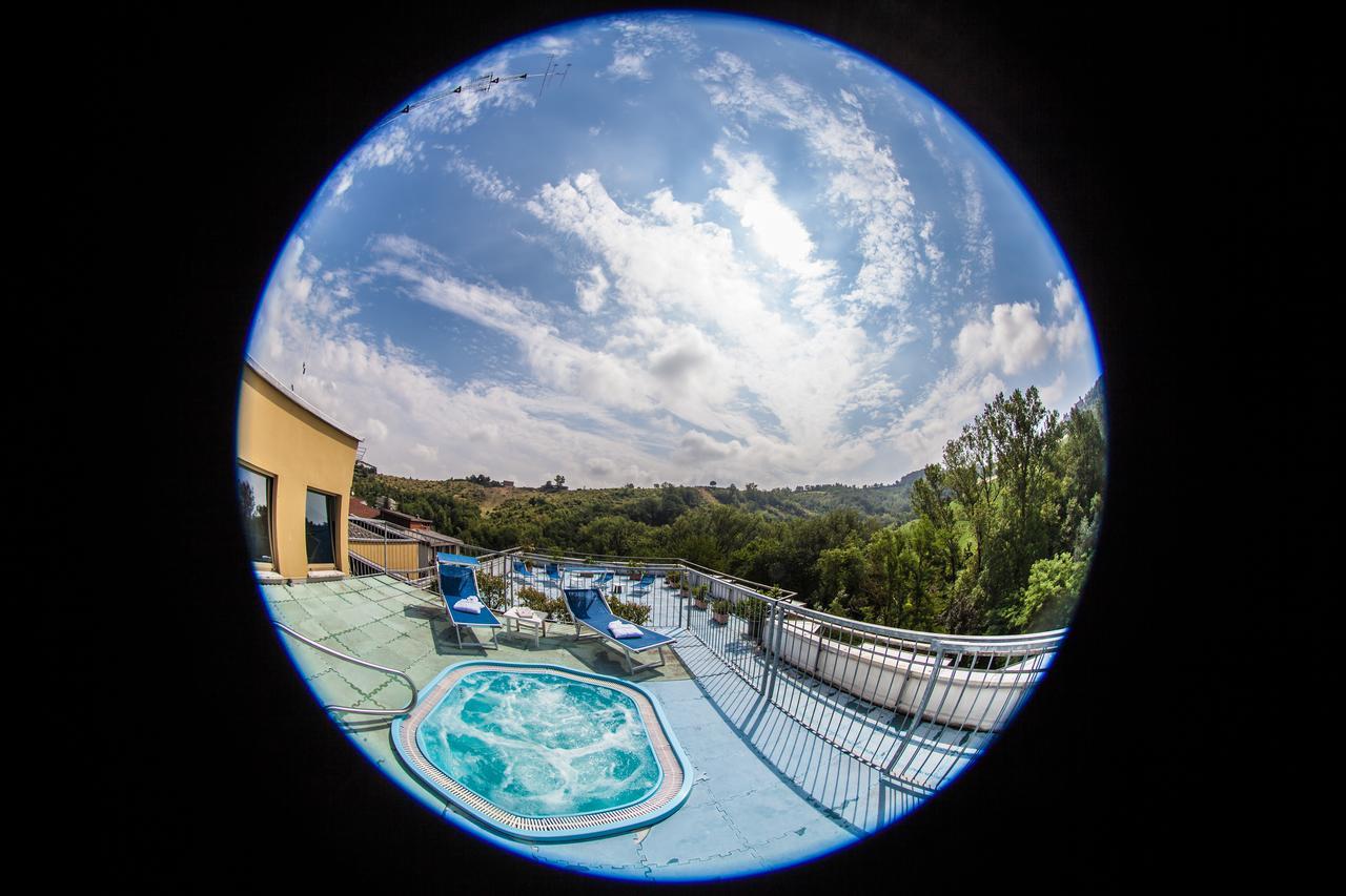 Hotel Rossini Tabiano Terme Luaran gambar